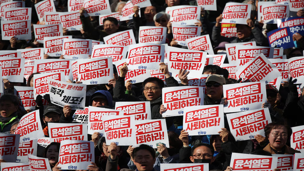 অভিশংসনের মুখে দক্ষিণ কোরিয়ার প্রেসিডেন্ট