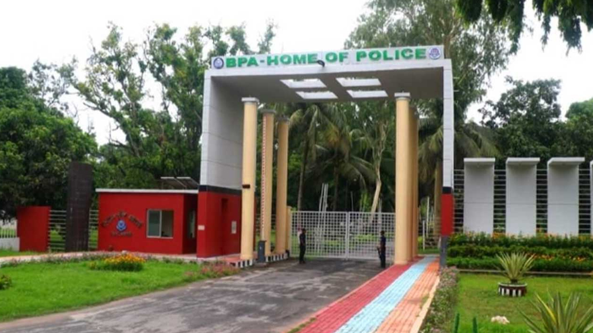 এবার সারদায় প্রশিক্ষণরত ২৫ এএসপিকে শোকজ