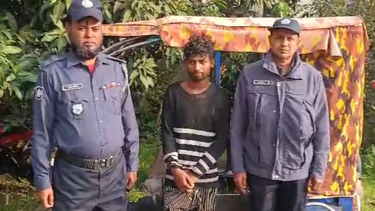আখাউড়ায় ইজিবাইক ছিনতাইকালে যুবক আটক