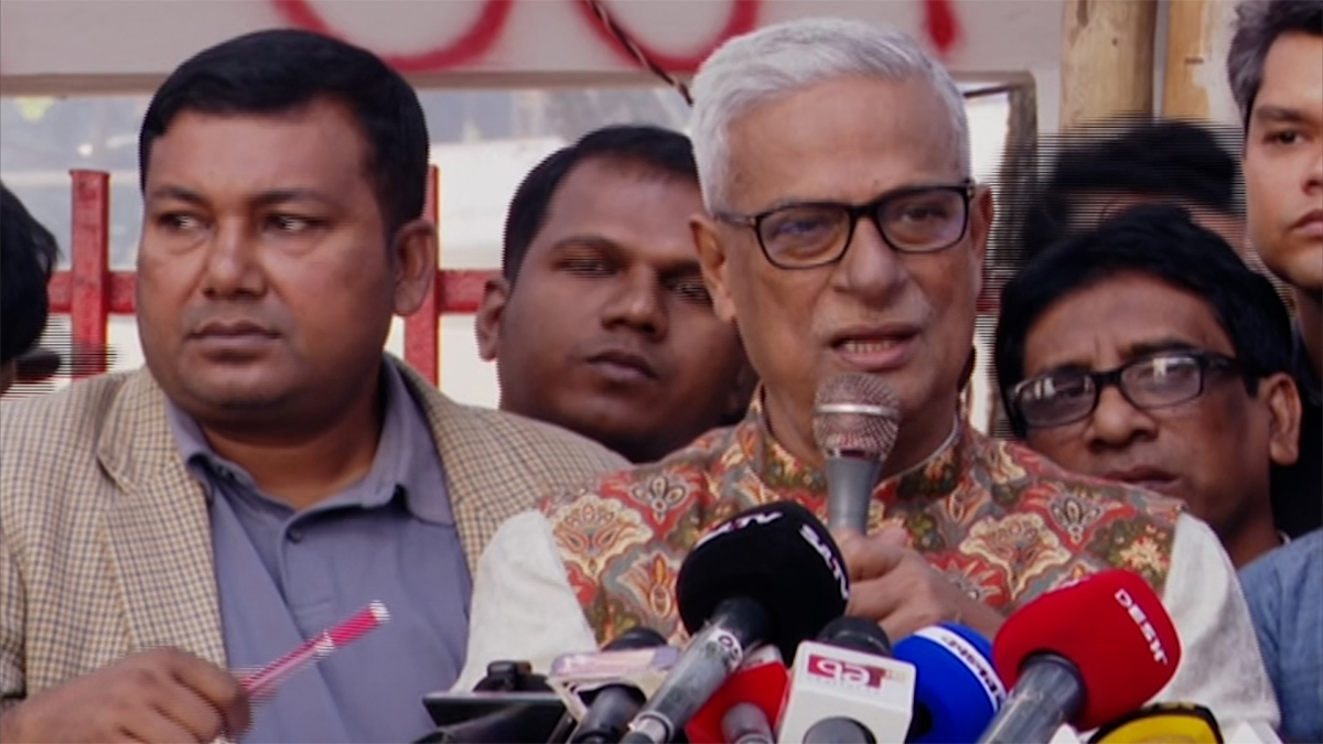 দোসরদের না সরালে শুধু আগুন নয়, আরও খেলা খেলতে পারে: বিএনপি নেতা ফারুক