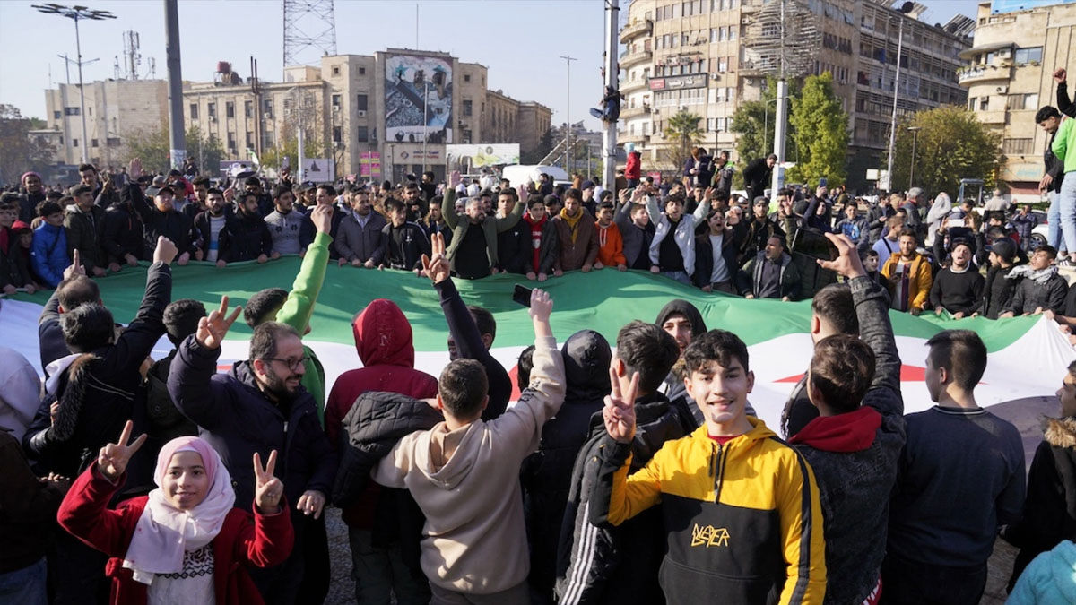 সিরিয়ায় নতুন সরকার গঠন নিয়ে কী ভাবছে বিশ্লেষকরা