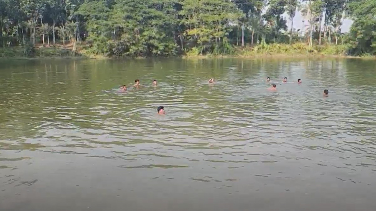 ঝিনাইদহে পুকুরে গোসলে নেমে শিশুর মৃত্যু, নিখোঁজ ১