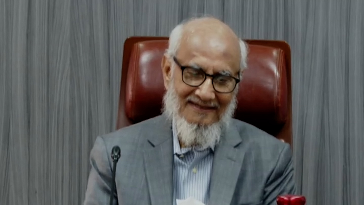 সরকারি কর্মকর্তা-কর্মচারীদের কাজে মানুষ সন্তুষ্ট নয়: প্রশাসন সংস্কার কমিশনের প্রধান