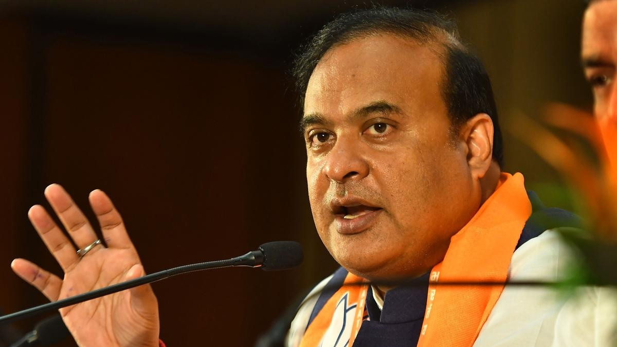 বাংলাদেশি হিন্দুদের ভারতে আসতে নিরুৎসাহিত করা উচিত: আসামের মুখ্যমন্ত্রী