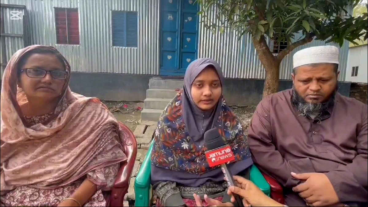 মেডিকেলে চান্স পেয়েও ভর্তি অনিশ্চিত ফরিদপুরের ইমার