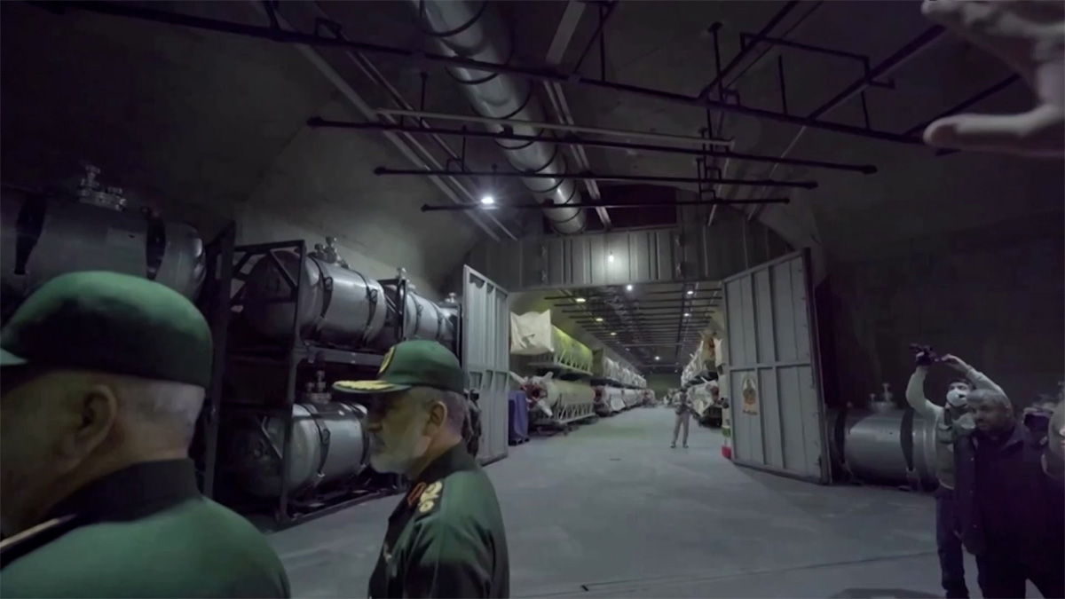 মাটির নিচে ইরানের বিশাল ‘ক্ষেপণাস্ত্র শহর’