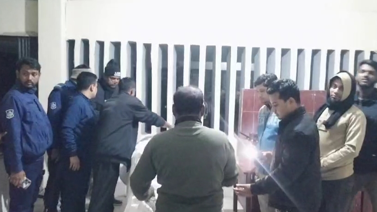 মুন্সিগঞ্জের মেঘনায় ট্রলার-স্পিডবোট সংঘর্ষে নিহত বেড়ে ৪