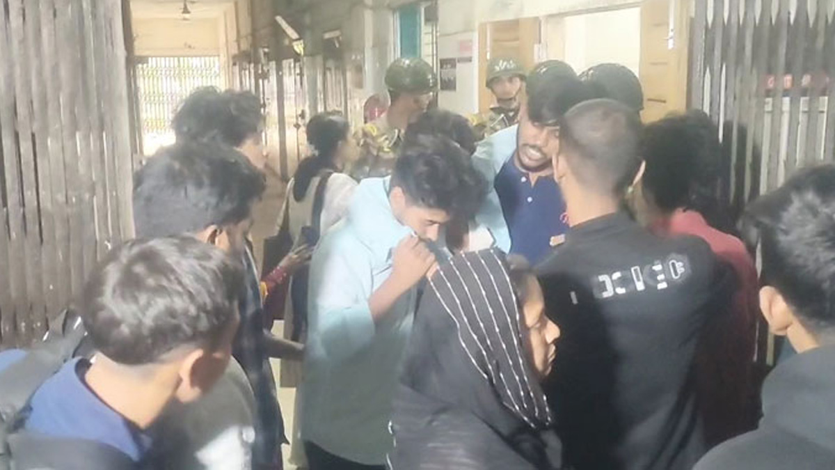 মুন্সিগঞ্জে ছাত্রলীগ-ছাত্রদল কর্মীদের মধ্যে সংঘর্ষ, আহত ১০