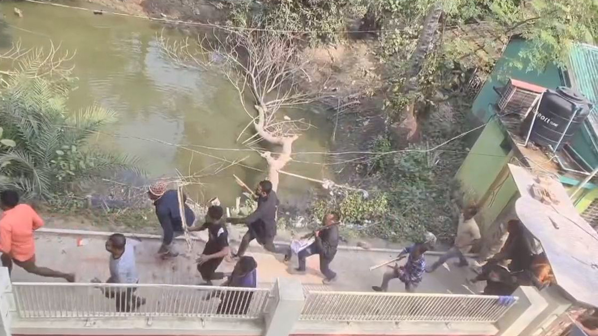 সাতক্ষীরায় বিএনপির দুই গ্রুপের সংঘর্ষ, ১৪৪ ধারা জারি