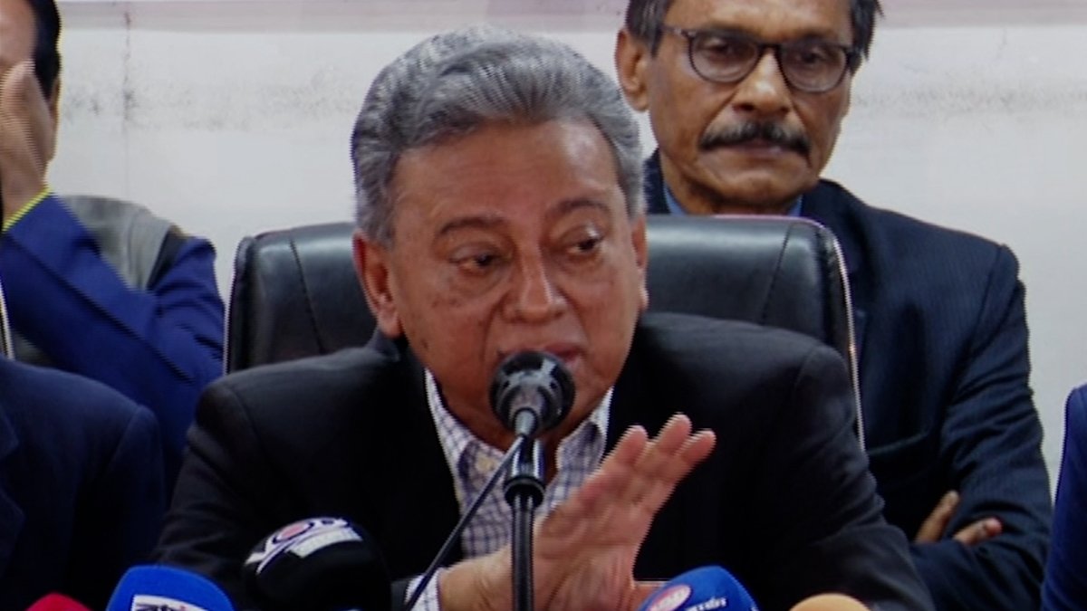 ‘জনগণকে মালিকানা ফিরিয়ে না দিলে গণতন্ত্রের অগ্রগতি হবে না’