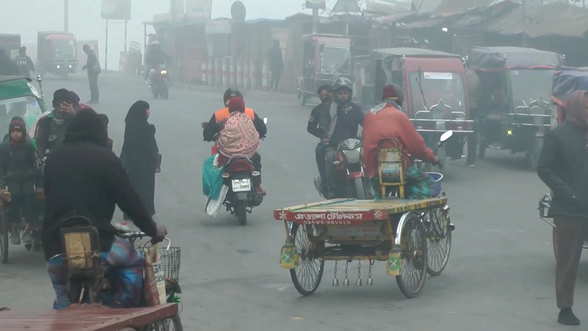 চুয়াডাঙ্গায় বইছে মৌসুমের তৃতীয় শৈত্যপ্রবাহ, আজ সর্বনিম্ন তাপমাত্রা ৯.৪ ডিগ্রি