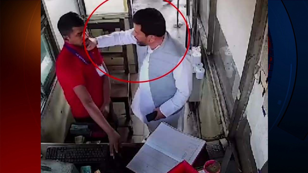 টোল নিতে দেরি করায় টোলপ্লাজা কর্মীকে লাঞ্ছিত করলেন বিএনপি নেতা