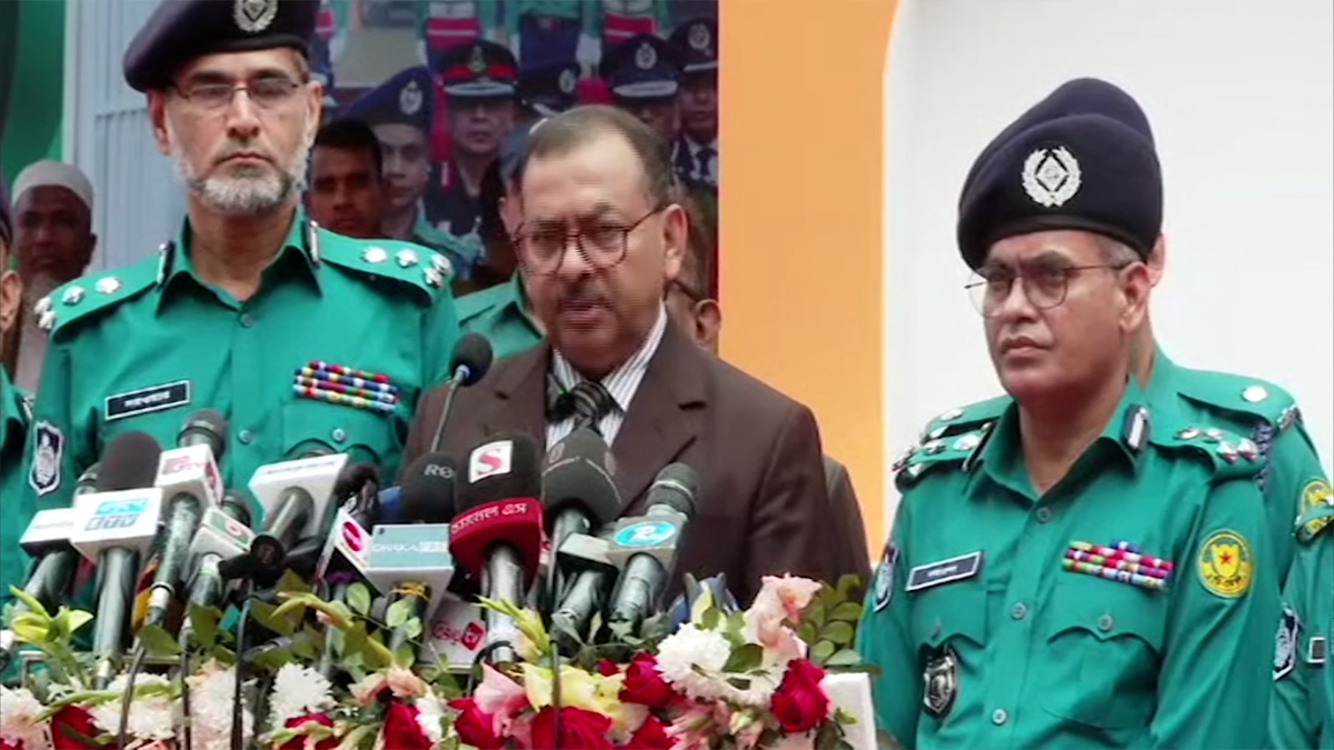 নিষিদ্ধ ছাত্রলীগ কর্মসূচি নিলেই ব্যবস্থা: ডিএমপি কমিশনার