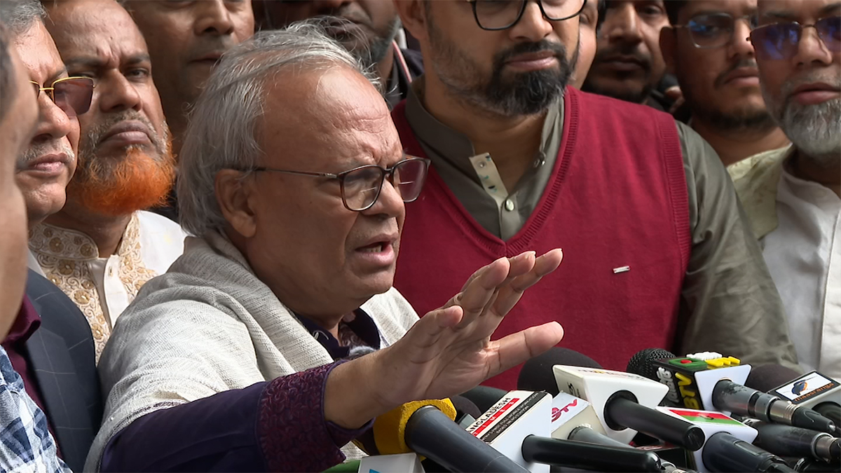 উপদেষ্টারা দল গঠন করলে নিরপেক্ষতা নিয়ে প্রশ্ন উঠবেই: রিজভী