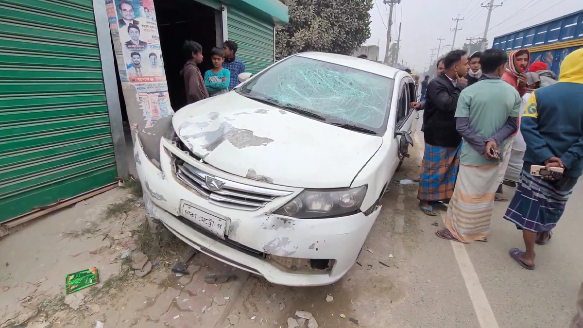 রূপগঞ্জে পৃথক সড়ক দুর্ঘটনায় তিনজন নিহত