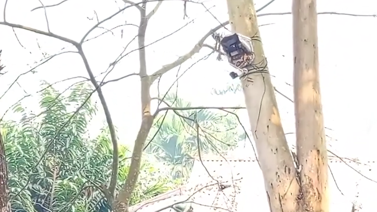 কুড়িগ্রামে সীমান্তের শূন্য রেখায় বিএসএফ’র সিসি ক্যামেরা স্থাপন, বিজিবির প্রতিবাদ