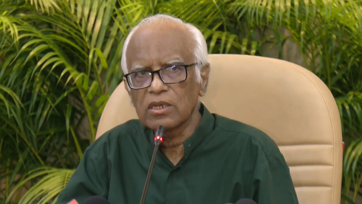 ফেব্রুয়ারির মধ্যেই প্রয়োজনীয় ৬টি পাঠ্যবই পাবে শিক্ষার্থীরা: শিক্ষা উপদেষ্টা