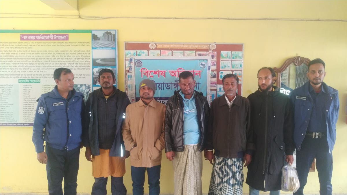 অপারেশন ডেভিল হান্টে রংপুরে গ্রেফতার আরও ৩১