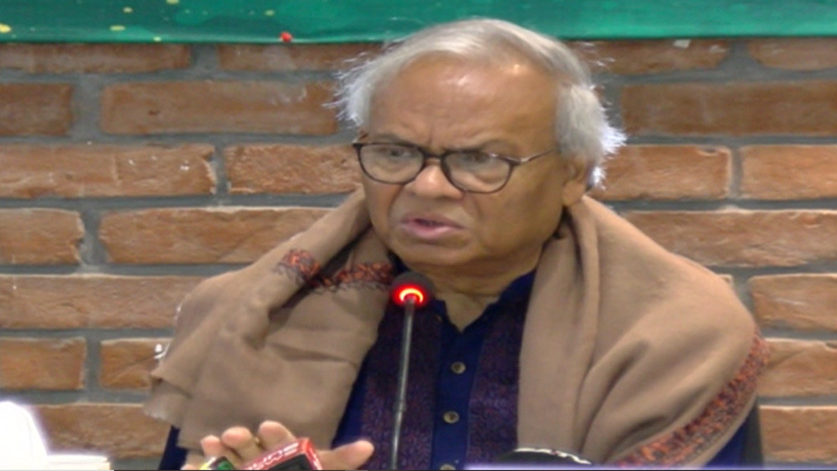 আগে স্থানীয় নির্বাচনে গুরুত্ব দিলে তা গ্রহণযোগ্য হবে না: রিজভী