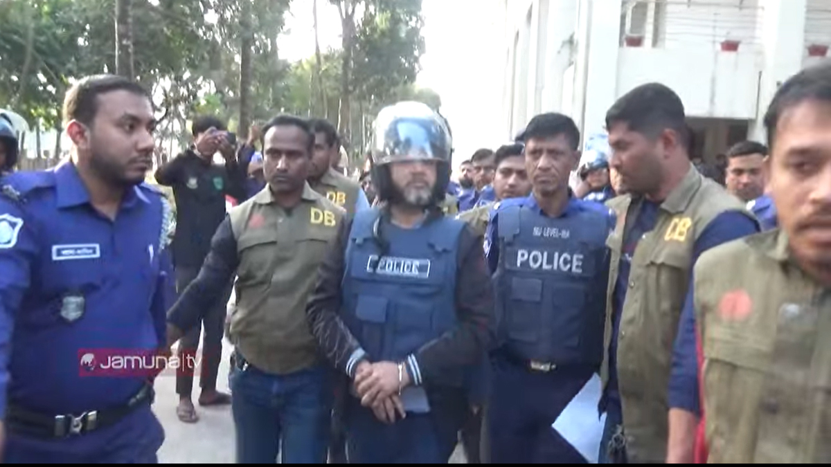 ছাত্র-জনতার ওপর হামলার দায়ে এসপি হাসনাত কারাগারে