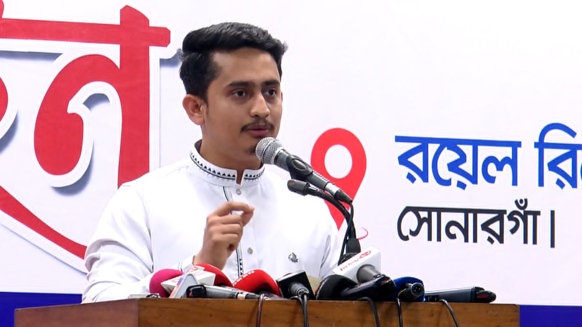 নাহিদ ইসলাম মন্ত্রণালয় ছেড়ে নতুন রাজনৈতিক দলের দায়িত্ব নেবেন: সারজিস আলম