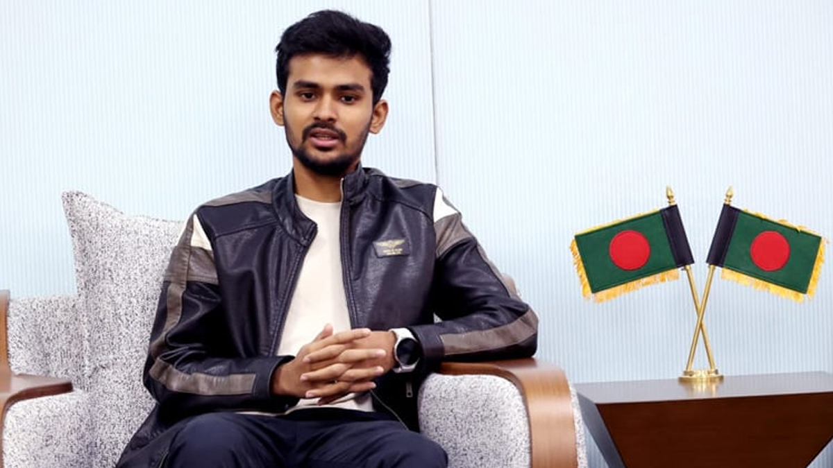 নির্বাচন নিয়ে অনিশ্চয়তা নেই, সরকার কথা রাখবে: উপদেষ্টা আসিফ মাহমুদ