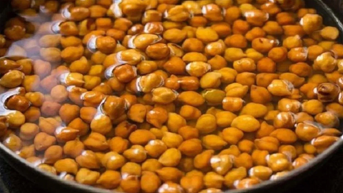 ছোলার বাজারে পাল্টাপাল্টিতে নাভিশ্বাস