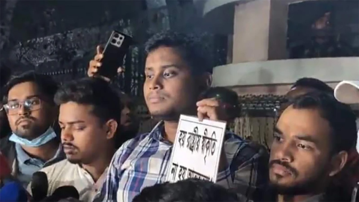 জুলাইয়ে আহতদের যোগ্যতা অনুযায়ী বিদেশে কর্মসংস্থানের ব্যবস্থা করবে এই সরকার: হাসনাত