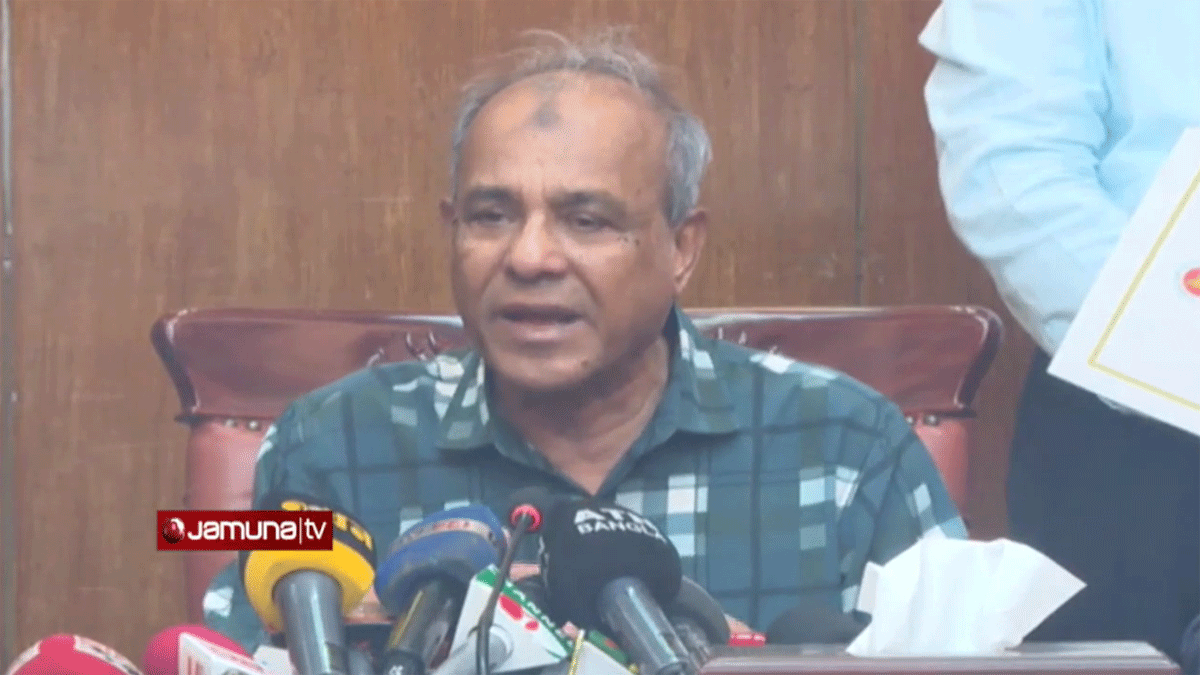 পদত্যাগ তো পদত্যাগ, অনেকে আমার জানাজাও পড়ে ফেলেছে: স্বরাষ্ট্র উপদেষ্টা