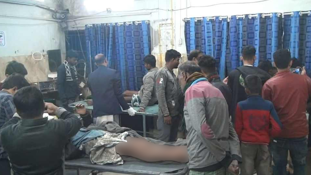 নাটোরে দুই গ্রুপের সংঘর্ষ, গুলিবিদ্ধসহ আহত ৮