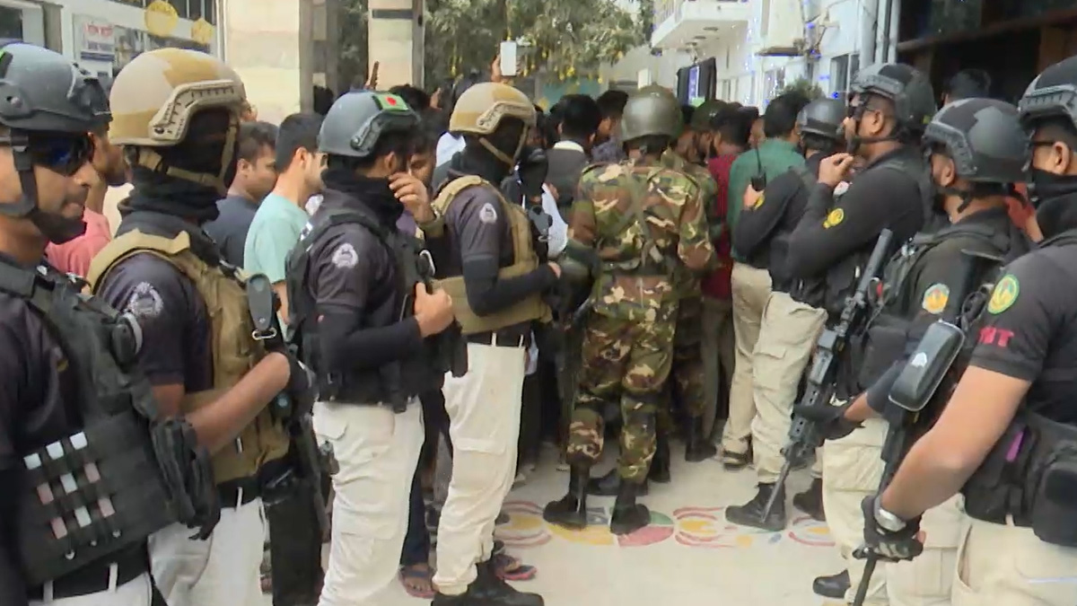 রাজশাহীতে হাসপাতালে গিয়ে তিন বৈষম্যবিরোধী নেতাসহ অবরুদ্ধ ৪, পরে উদ্ধার