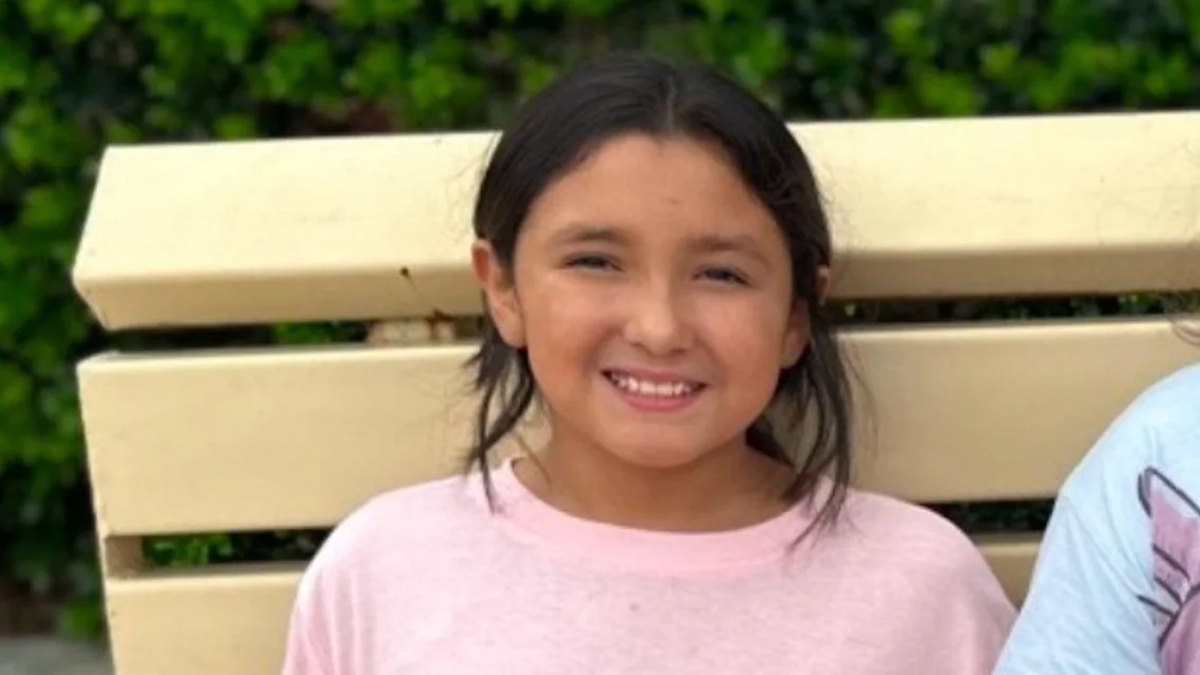 যুক্তরাষ্ট্রে বাবা-মাকে বহিষ্কারের আতঙ্কে কিশোরীর আত্মহত্যা