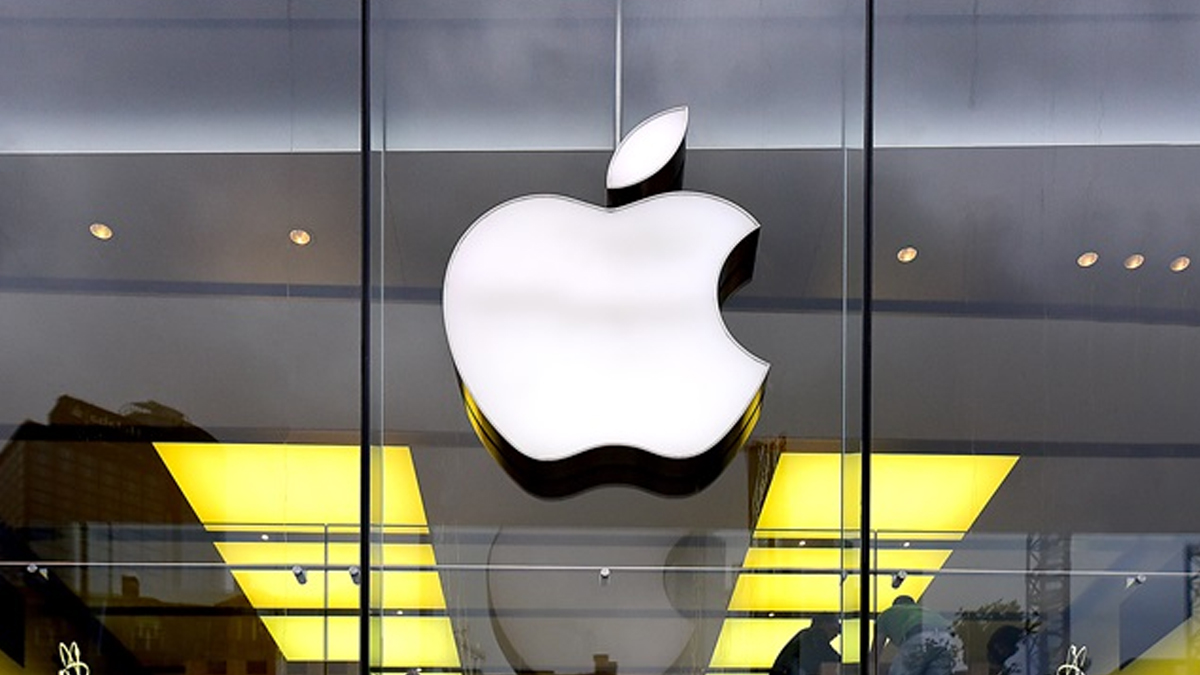 যুক্তরাষ্ট্রে ৫০০ বিলিয়ন ডলার বিনিয়োগের ঘোষণা অ্যাপলের