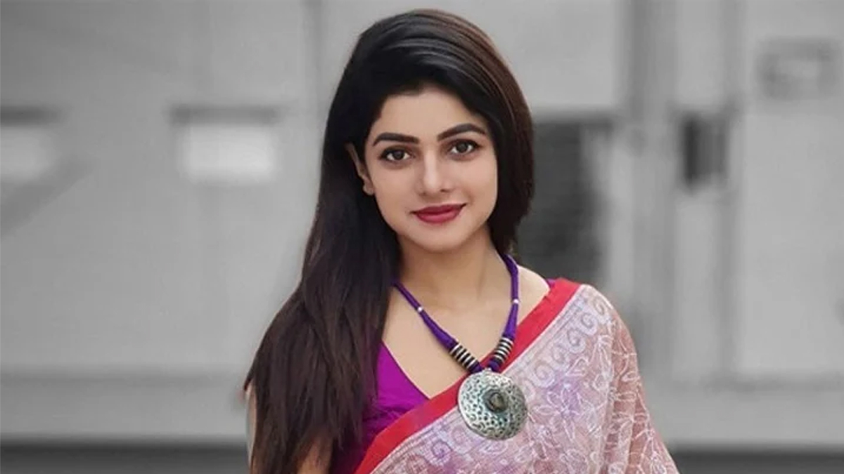 অভিনেত্রী সোহানা সাবাকে নেয়া হলো ডিবি কার্যালয়ে