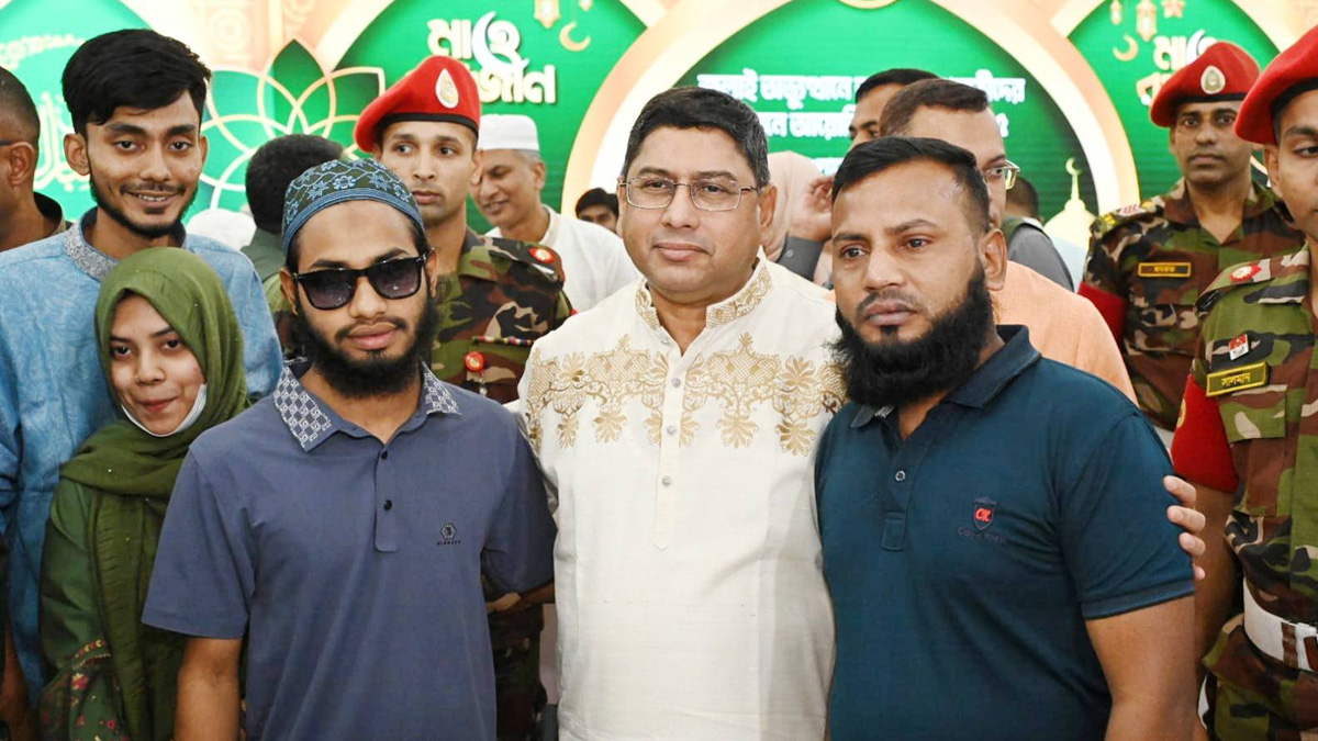 সেনাবাহিনী আন্দোলনে আহতদের পাশে থাকবে: সেনাপ্রধান