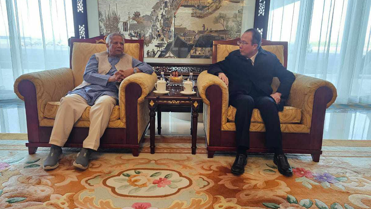 ৪ দিনের চীন সফর শেষে ঢাকার উদ্দেশে প্রধান উপদেষ্টা