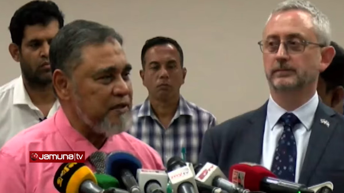 বাংলাদেশে আন্তর্জাতিক মানের নির্বাচন দেখতে চায় ইউরোপীয় ইউনিয়ন: সিইসি