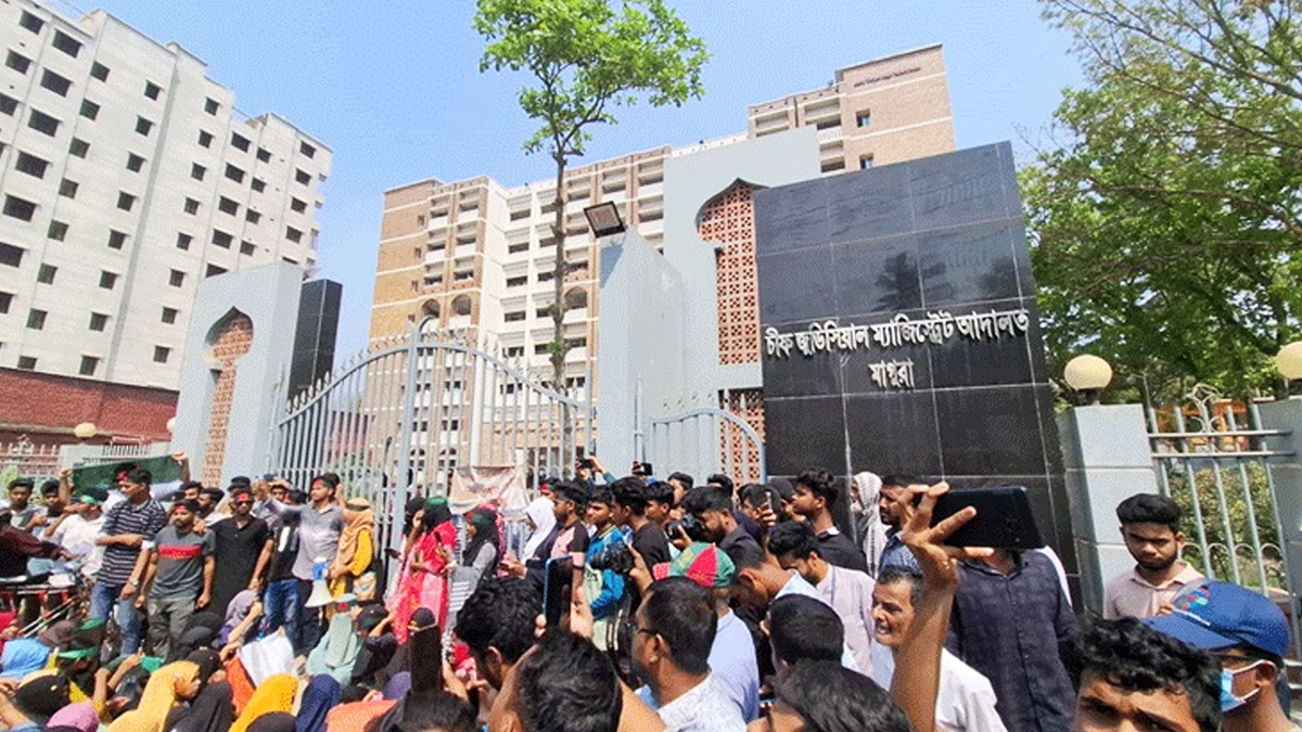 মাগুরায় শিশু ধর্ষণ: গভীর রাতে শুনানি, ৪ আসামি রিমান্ডে