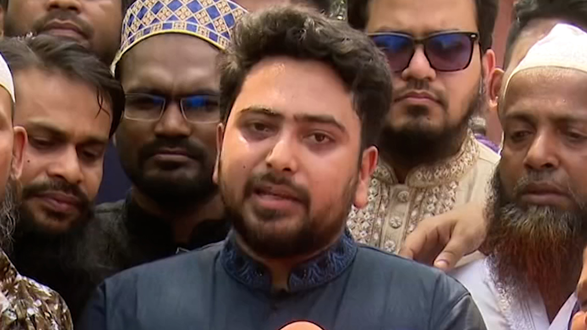 বাংলাদেশে রাজনীতি করার অধিকার আ.লীগের নেই: নাহিদ