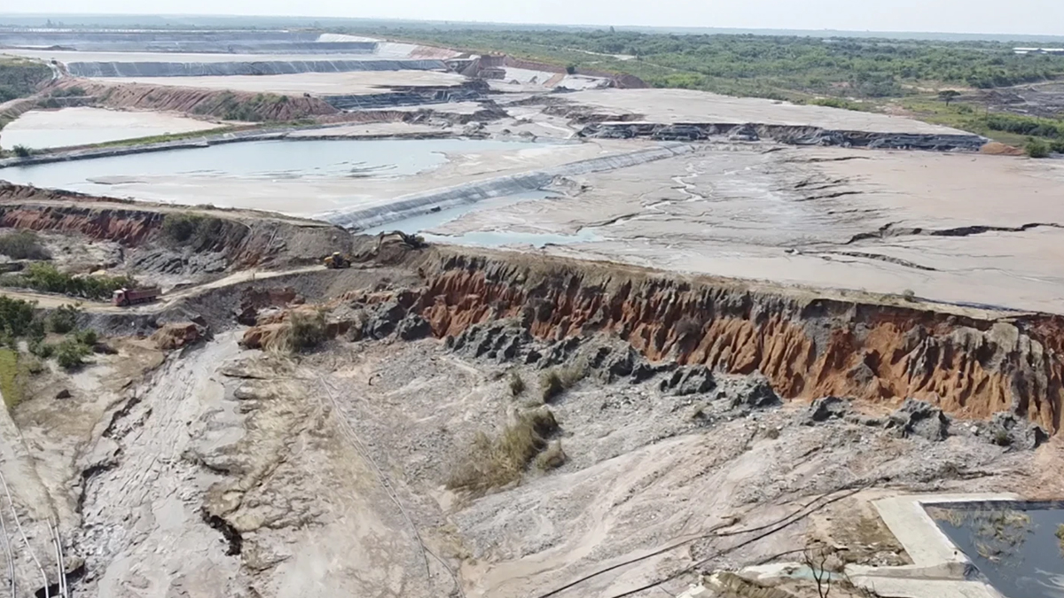 রাতারাতি হারিয়ে গেলো জাম্বিয়ার কাফুয়ে নদী