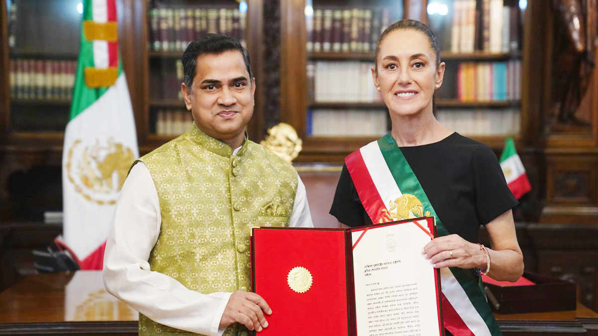 মেক্সিকোর প্রেসিডেন্টের কাছে রাষ্ট্রদূত মুশফিকুল ফজল আনসারীর পরিচয়পত্র পেশ