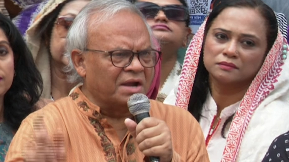 বিএনপির অভিযোগকে ব্যক্তিগতভাবে নেয় অন্তর্বর্তী সরকার: রিজভী