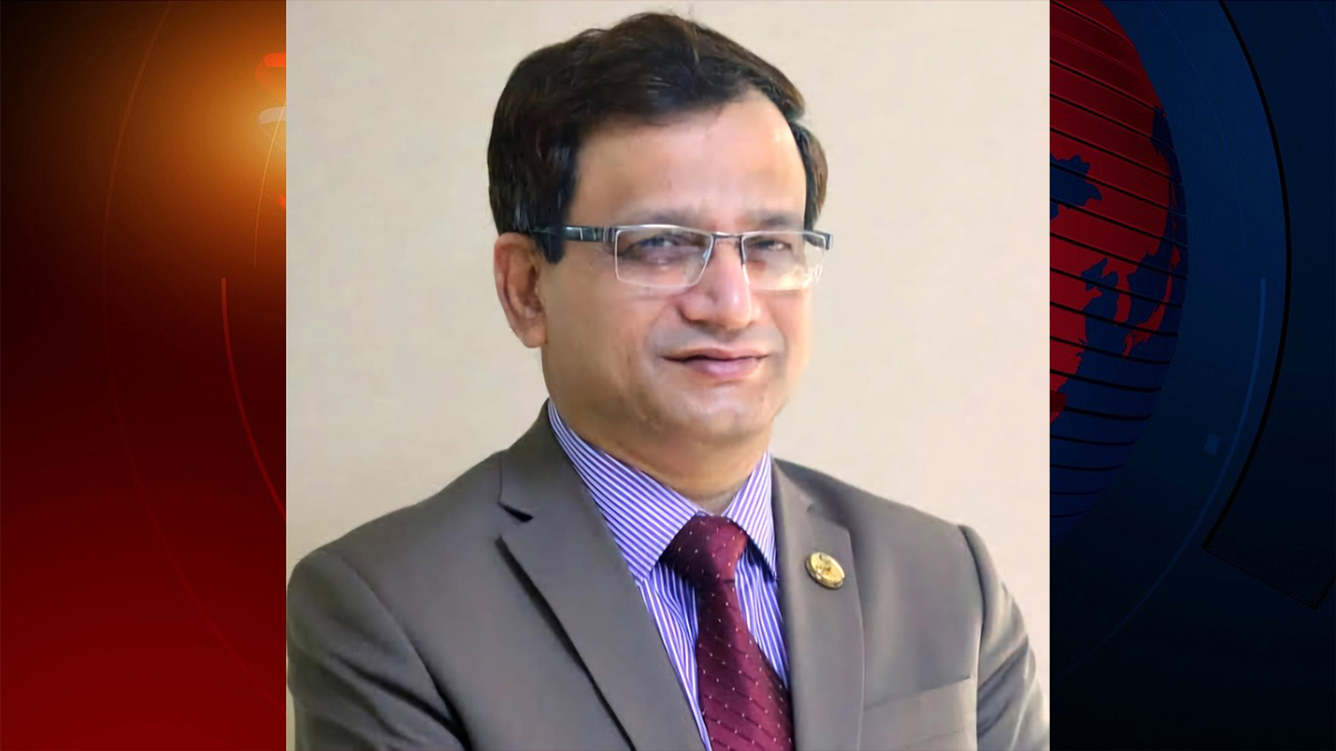 চট্টগ্রামে তথ্য মন্ত্রণালয়ের সাবেক সিনিয়র সচিব গ্রেফতার