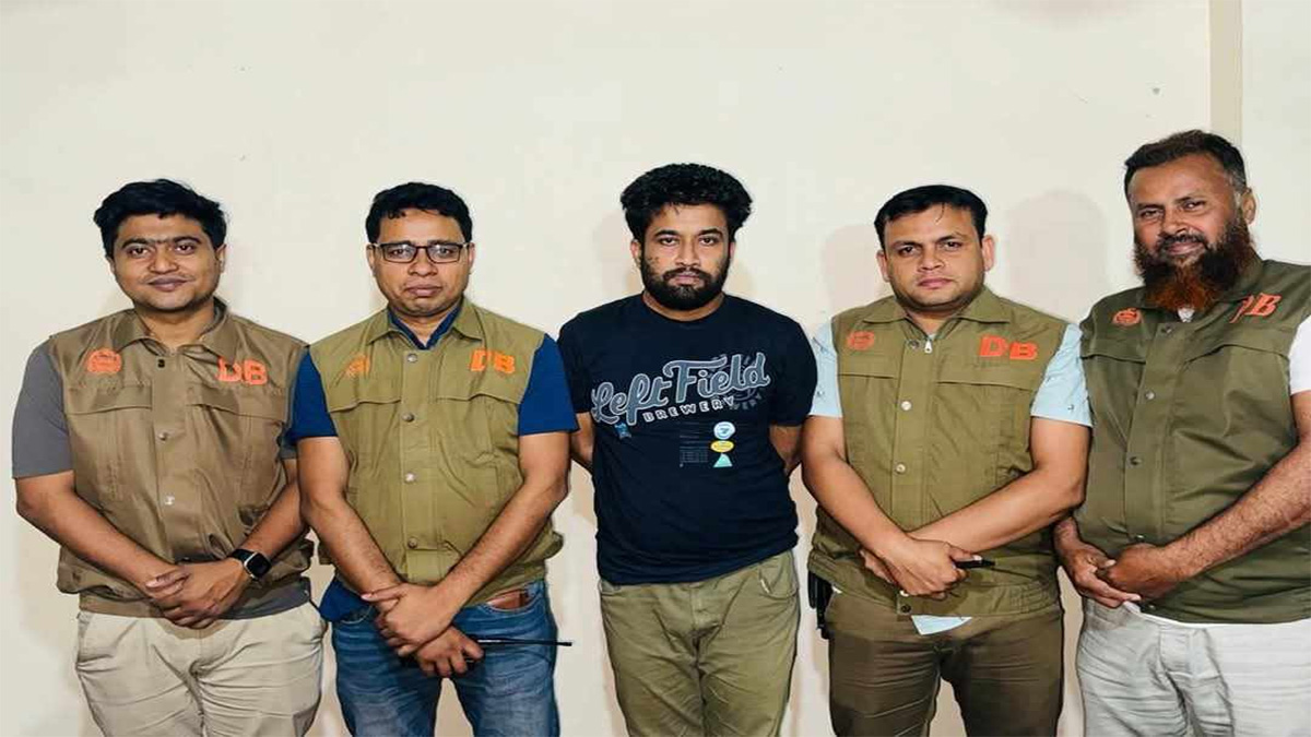 ২৪ মামলার আসামি ‘ভাইপো রাকিব’ গ্রেফতার