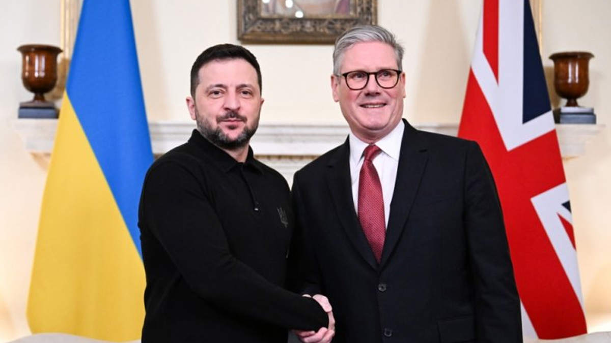 ইউক্রেনকে ২.২৬ বিলিয়ন পাউন্ড ঋণ দিচ্ছে ব্রিটেন