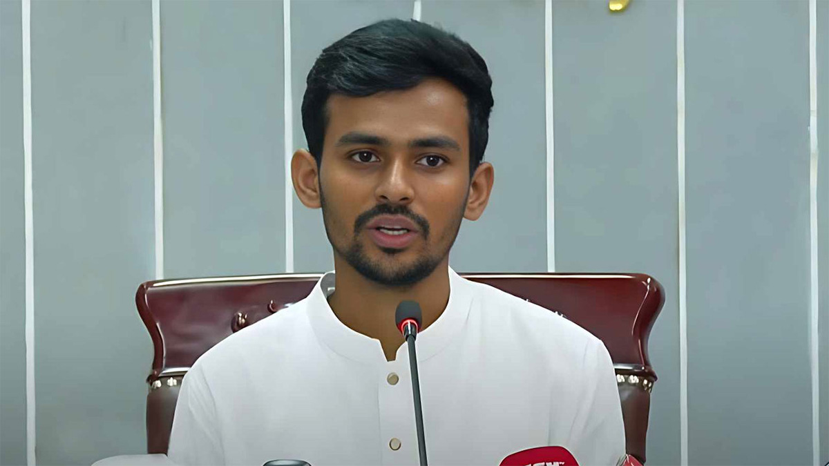 আগে থেকেই সিঙ্গাপুরে ক্যান্সারের চিকিৎসা নিচ্ছেন স্বাস্থ্য উপদেষ্টা: আসিফ মাহমুদ