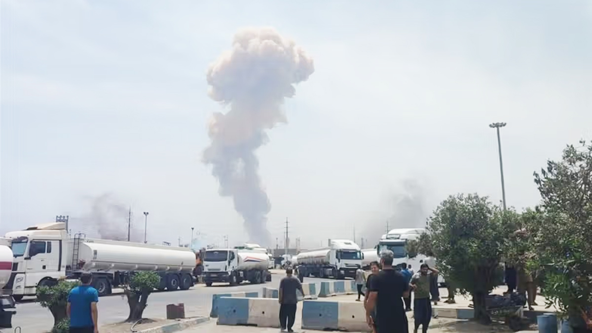 ইরানের বন্দরে ভয়াবহ বিস্ফোরণ, আহত ৪ শতাধিক