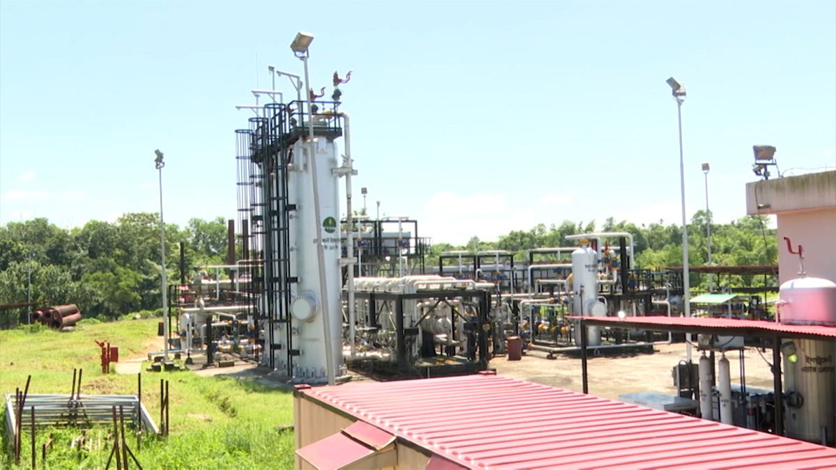 নতুন শিল্পের জন্য গ্যাসের দাম বাড়ানো হয়েছে ৩৩ শতাংশ, পুরোনো শিল্পে বাড়তি ব্যবহারে নতুন দাম