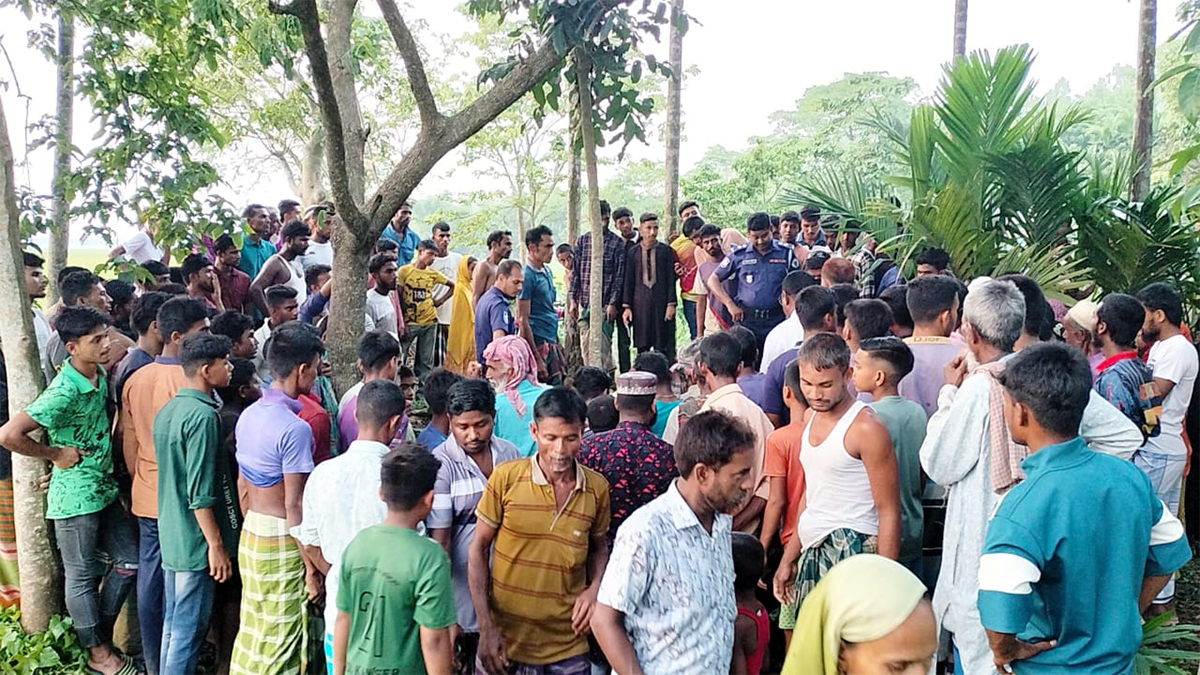 নেত্রকোণার মদনে একই রশিতে ঝুঁলছিল স্বামী-স্ত্রীর মরদেহ