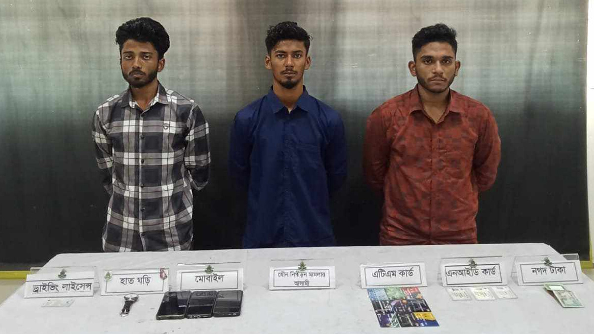 বনশ্রীতে নারী সাংবাদিককে হেনস্তা, গ্রেফতার ৩